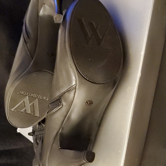 Worthington Genuine  Leather  Boots - Picture 4 of 12